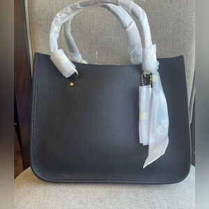 NWT！COACH Tyler carryall 28 Tote（COACH C3460）FAST SHIPPING